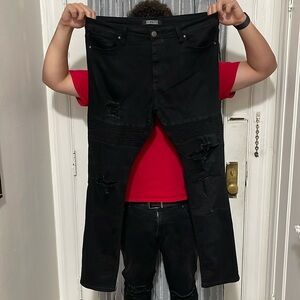 Ripped Black Skinny Jeans